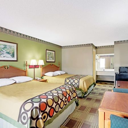 Hotel Super 8 Newnan Exterior foto