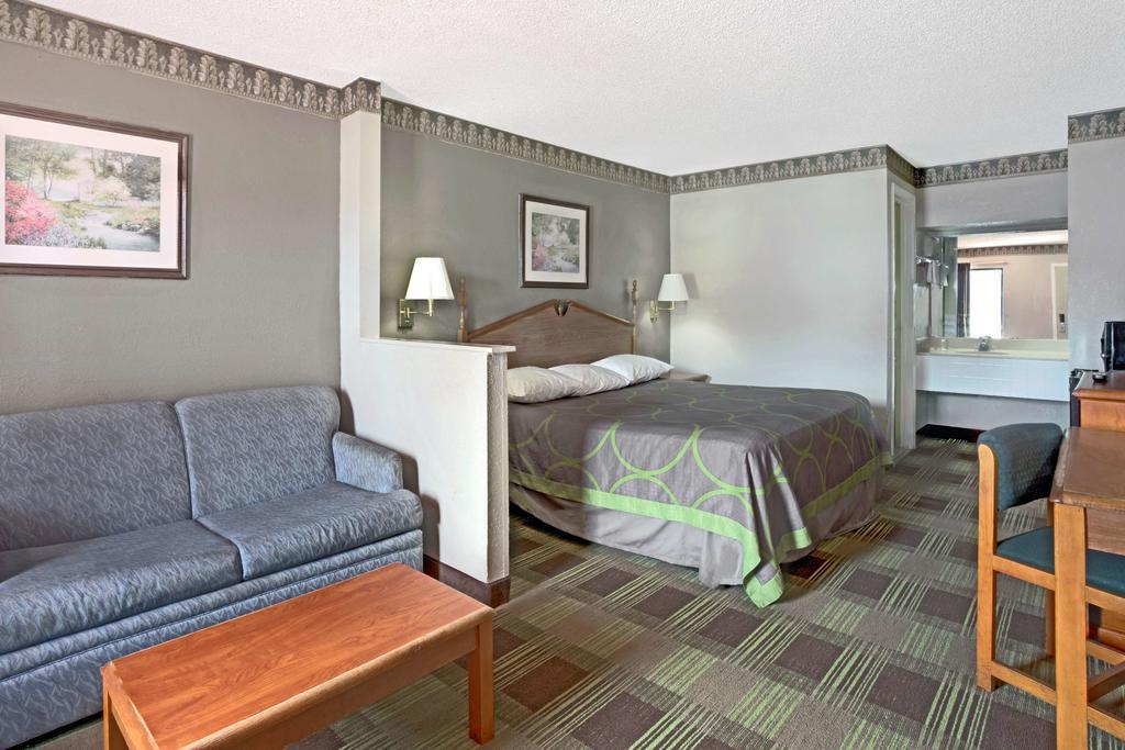Hotel Super 8 Newnan Exterior foto